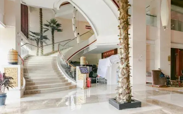 Wuhan Canglong Avenue High-speed Railway Kerry International Hotel