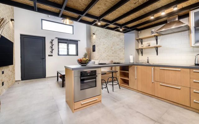 Loft 1