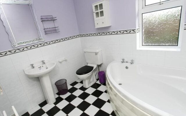 Brookhall Cottages