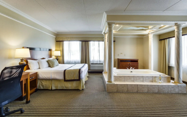 Monte Carlo Inn Barrie Suites
