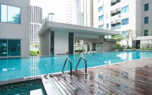 S6 Beautiful 2 Beds Suite - KLCC - KL Tower - WIFI