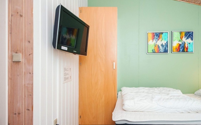 Holiday Home for 2, Ansager