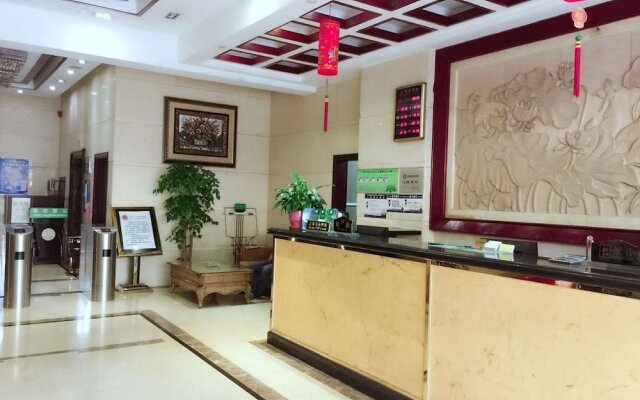 Lucky Hotel