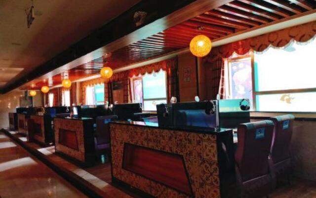 Guangzhou Helong Hotel