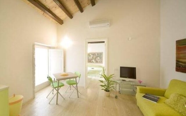 NotArt ApartHotel