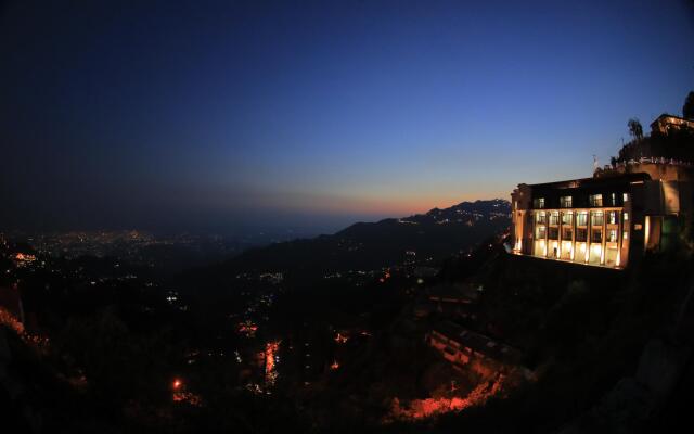 The Solitaire Resort