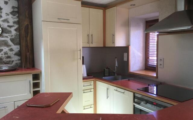 Gîte Saint-Michel-Mont-Mercure, 3 pièces, 4 personnes - FR-1-426-249