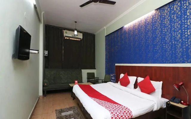 Hotel Samrat By OYO Rooms