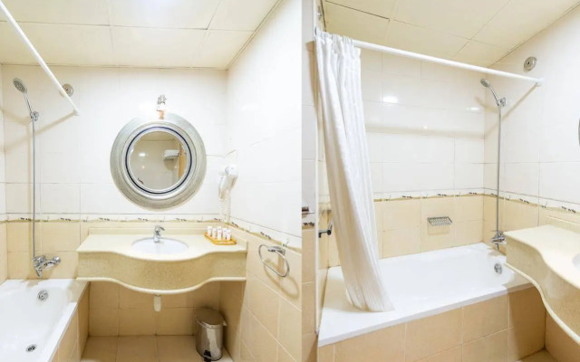 Crystal Plaza Hotel