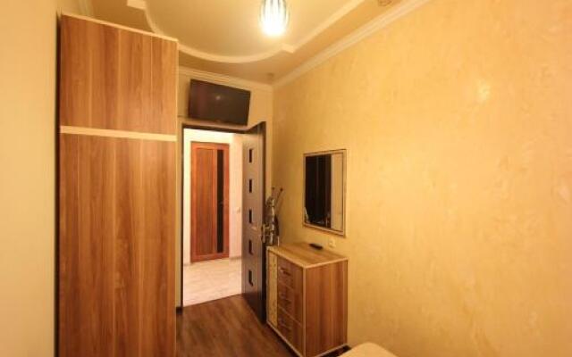 Amiryan Apartment