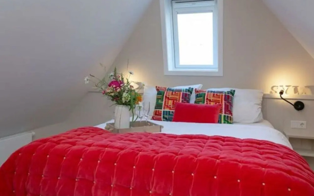 Rum Hart II Apartment 12