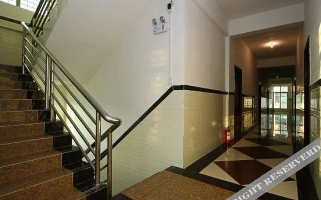 Haikou wenyue hotel