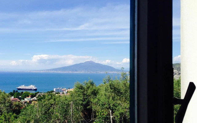 Villa Sorrento Flats