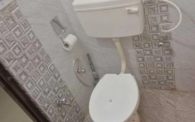 OYO HOME 88499 Mystic Home