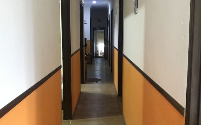 OYO 89781 Hotel Medina 2