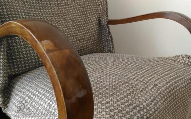 3 bedrooms suite, 2 bathrooms, balcony at Opera