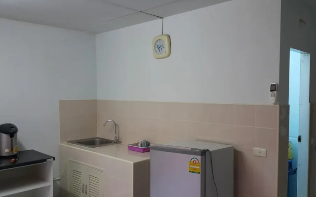 Popular Condo Muangthong Thani
