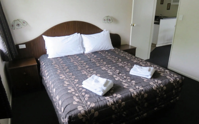 Admirals Motor Lodge