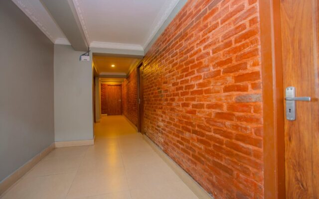 Oyo 300 Farm House Resort