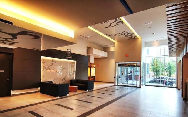 Lavish Suites - One Bedroom Loft