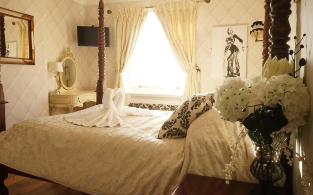 Regency Hotel