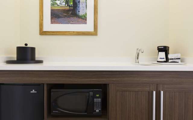 Hampton Inn & Suites Niles/Warren