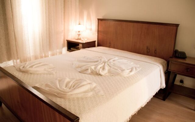 Ambassy Hotel