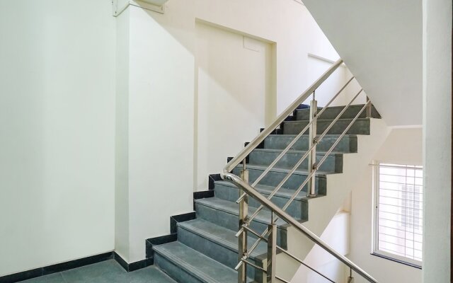 Fabhotel Stay Inn
