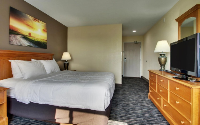 EverSpring Inn & Suites