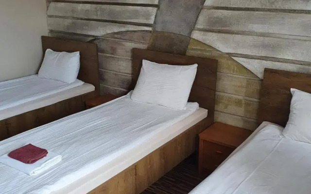 MEGA Hostel i Apartamenty 2