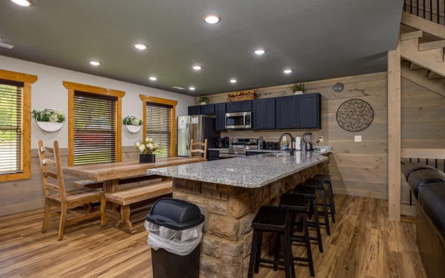 Tri Star Lodge