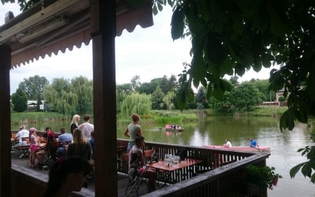 Hotel Čertousy