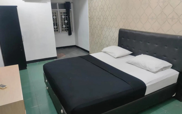 Hotel O Bogor Puncak Near Padang Golf Bukit Pelangi Formerly Gunung Geulis Village – Guest Rooms – Megamendung