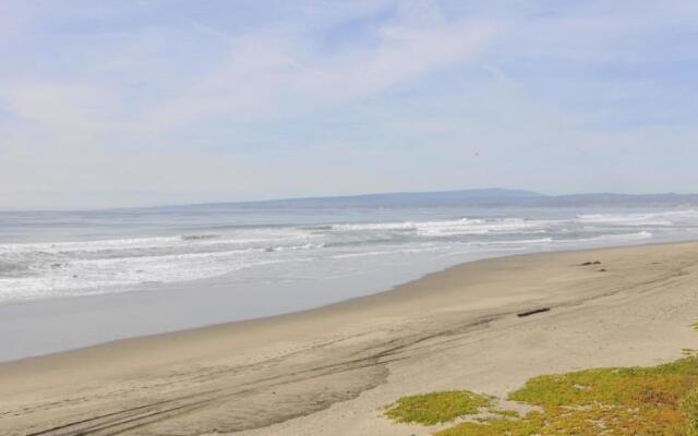 Sand Dollar Beach Retreat