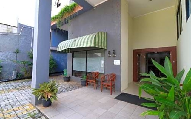 Uptown Residence Syariah Pondok Pinang