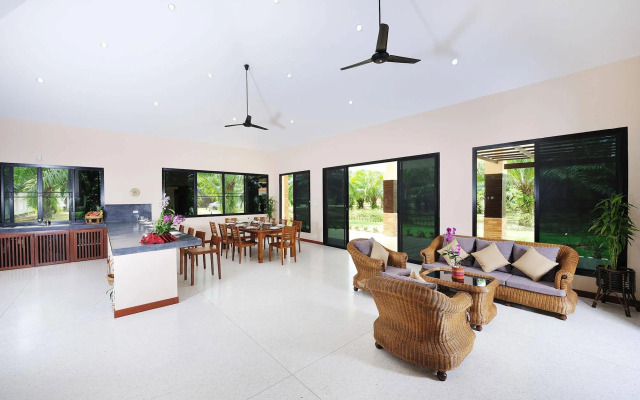Baan Santi Villa