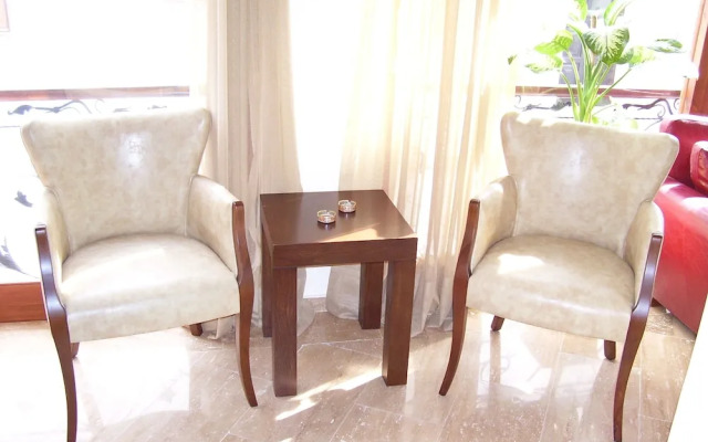 British Hotel Girne