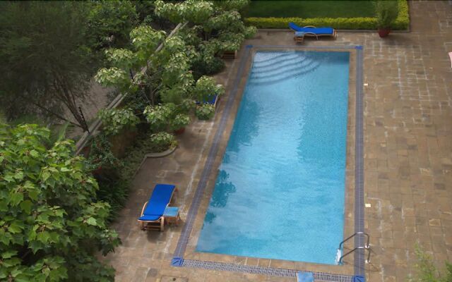 Lenana Suites