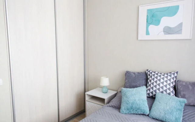 Династия на улице Мужества 10Б