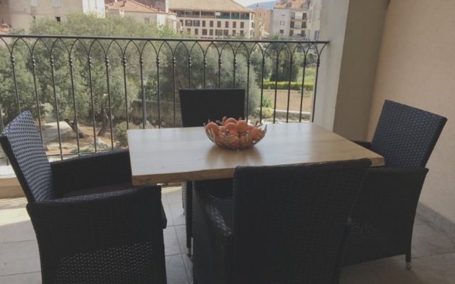 Apartment With One Bedroom In L'ile Rousse, With Wonderful Mountain View, Balcony And Wifi
