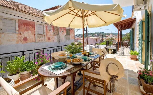 Marilu's, Paxos Port House
