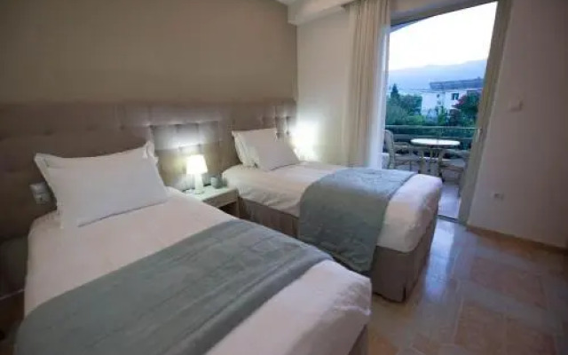 Saga Hotel