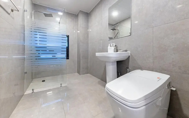 Ganghwado Mare Seawater Poolvilla