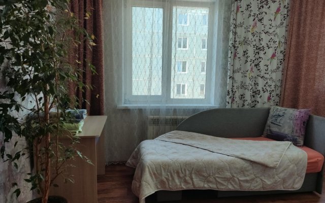 Apartments on Bryanskaya street 11
