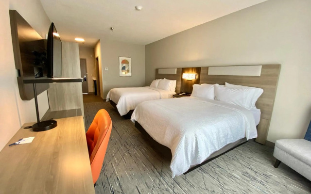 Holiday Inn Express & Suites Elyria by IHG