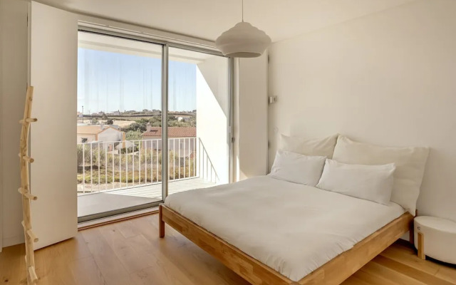 Ericeira Modern Bright With Pool by Homing