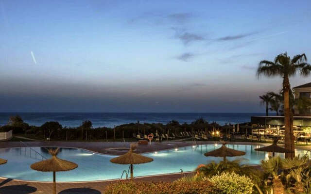 Lofts a pie de playa con piscina comunitaria