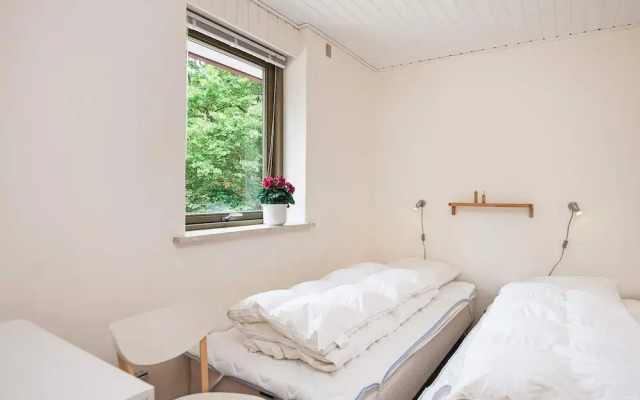 6 Person Holiday Home in Glesborg