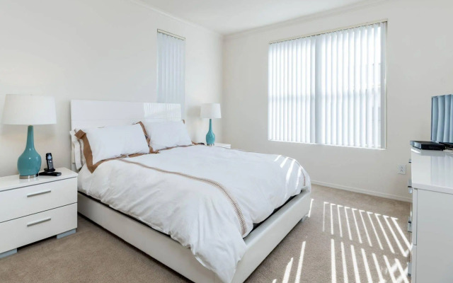 Global Luxury Suites at San Fernando
