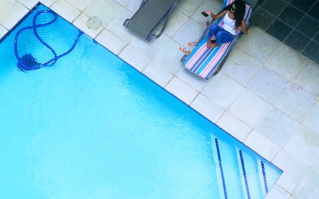 Garden Top Hotel